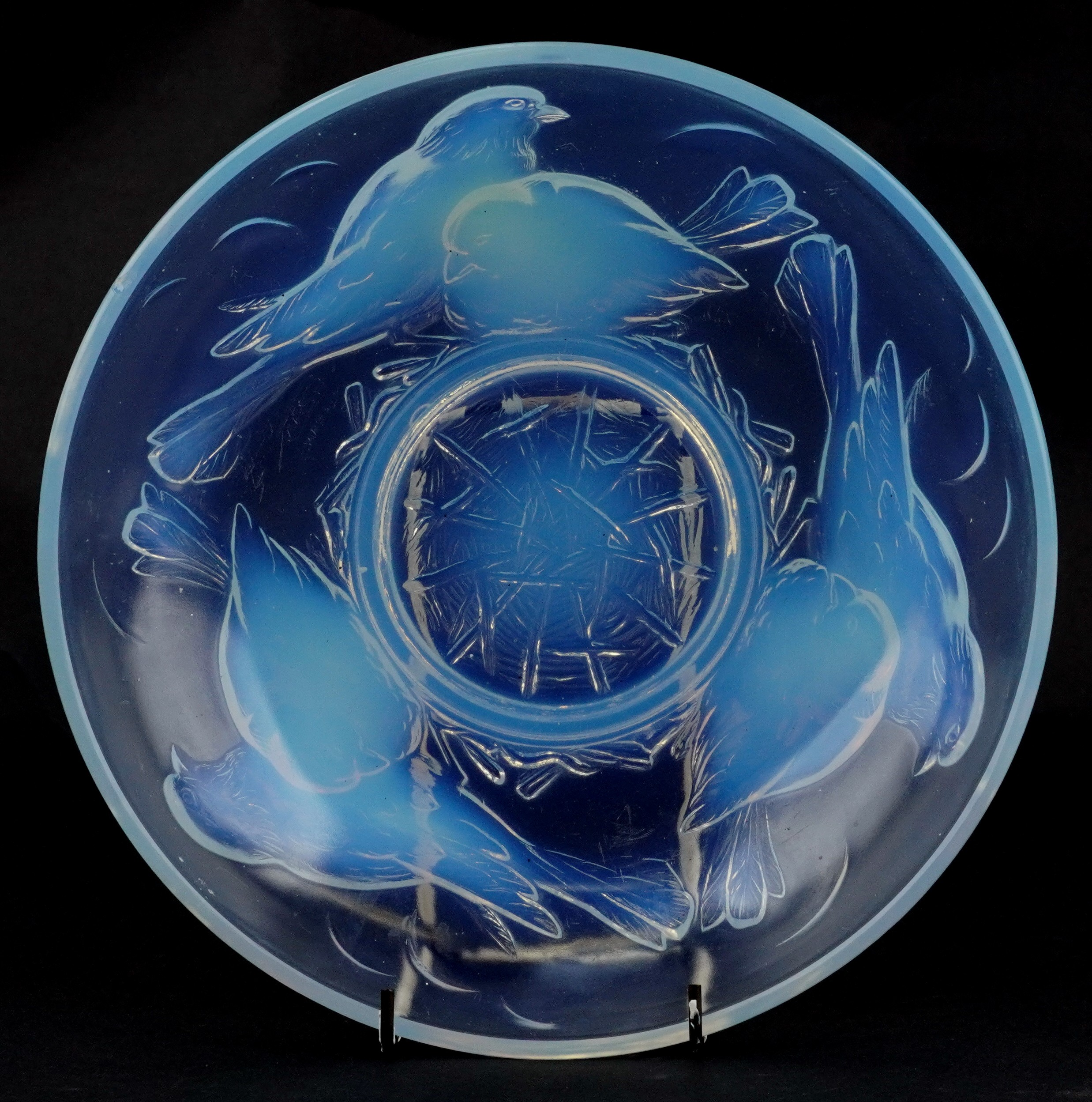 Ezan France opalescent pressed glass bowl decorated with birds