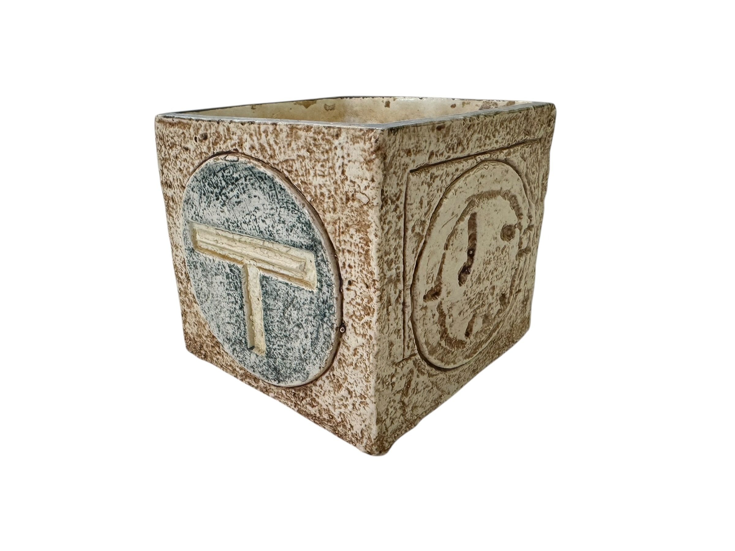 Troika square vase signed SL for Sue Lowe