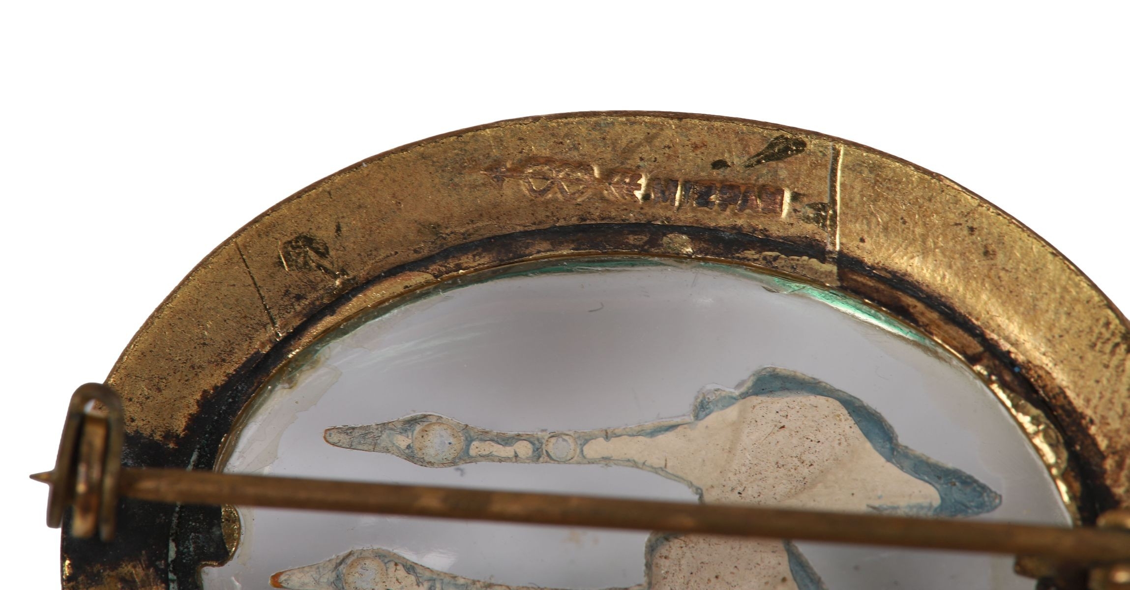 Essex crystal brooch depicting wild geese in flight