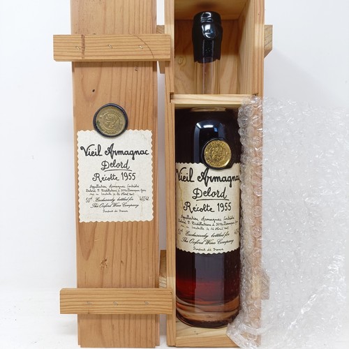 Boxed bottle of Delord Vieil Armagnac vintage 1955